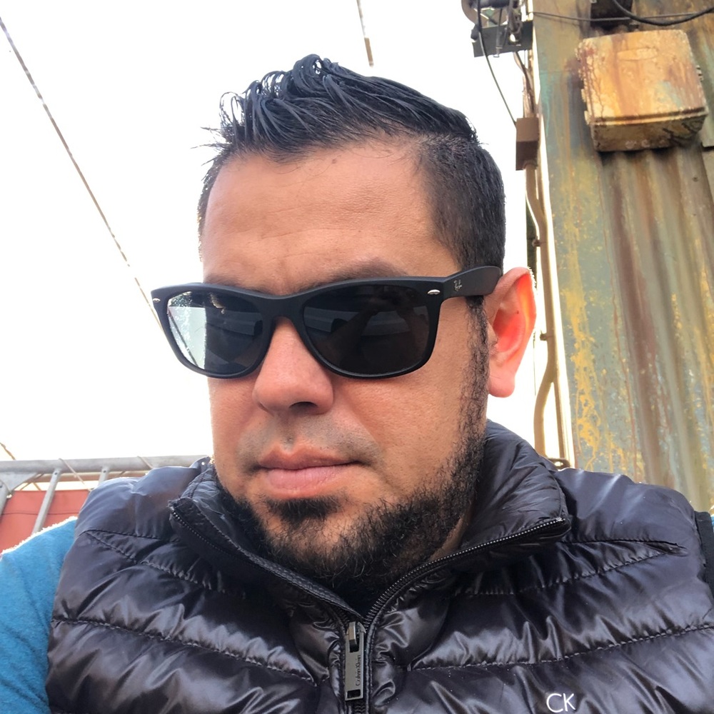 Meet your Posher, Eduardo